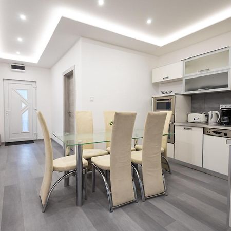 Fonix Apartman Дебрецен Екстериор снимка
