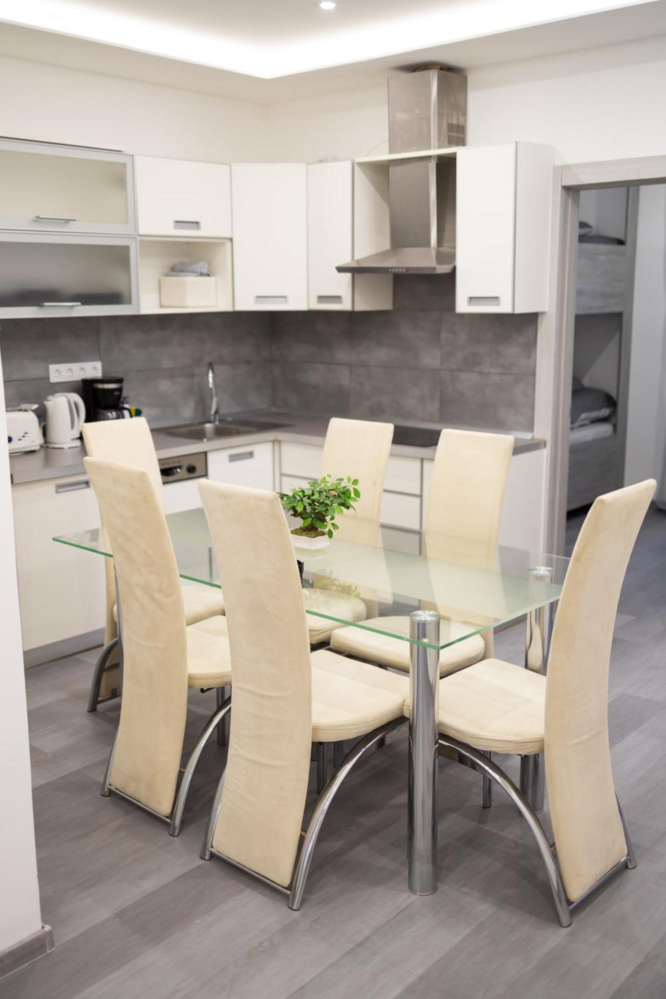 Fonix Apartman Дебрецен Екстериор снимка